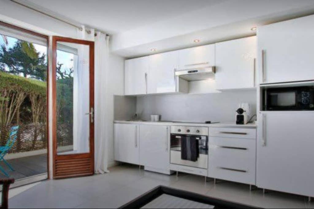 Paradise Au Cap D Antibes Apartment Екстериор снимка